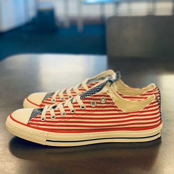 Converse Chuck Taylor Specialty Ox new in original box - Picture 2 of 4